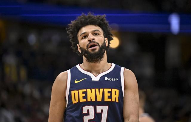 包含穆雷新星反败为胜表现突出，澳大利亚队前途光明！赛场气氛高涨的词条